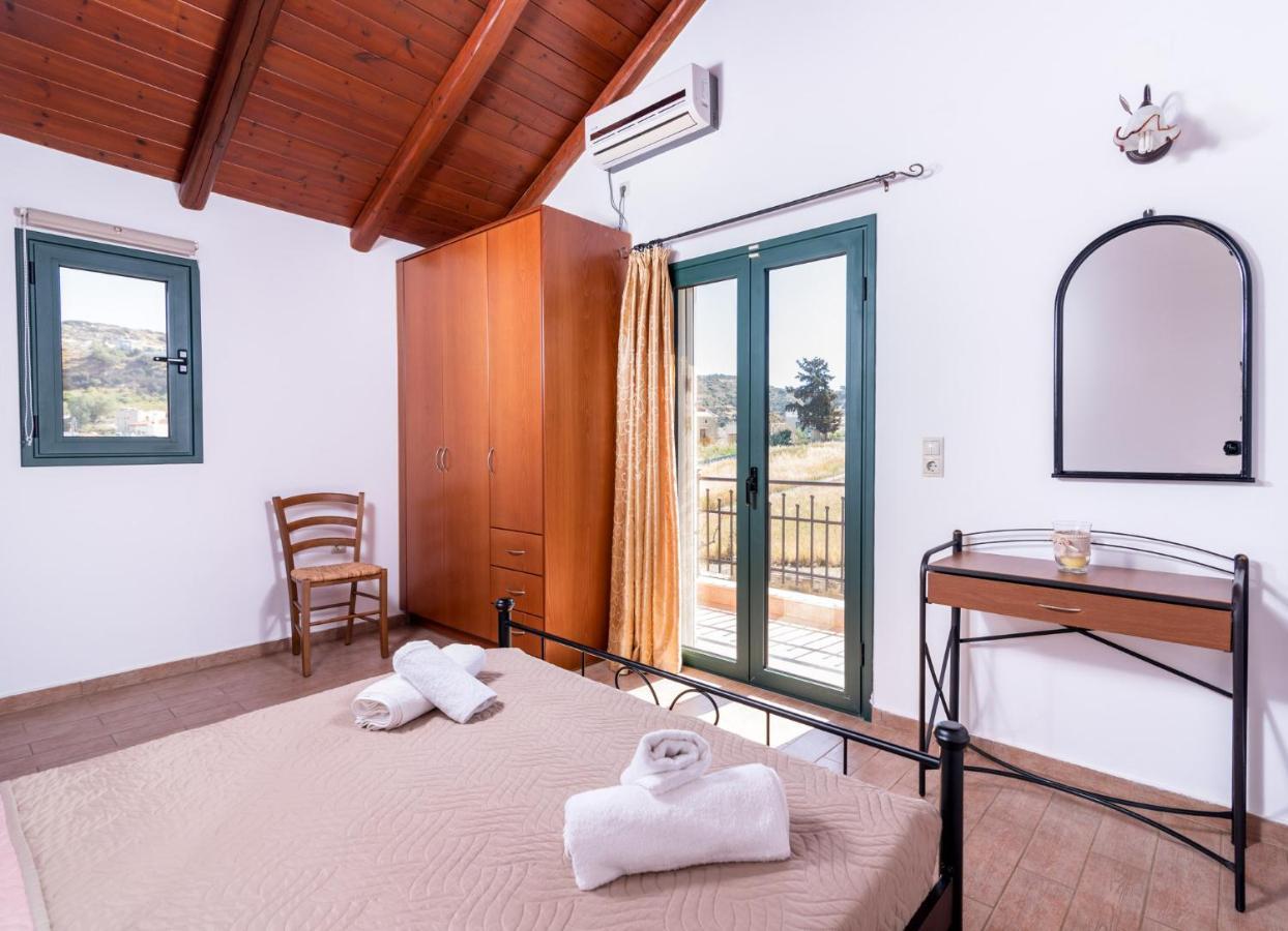 Ferienwohnung Vrisanos Pitsidia Exterior foto