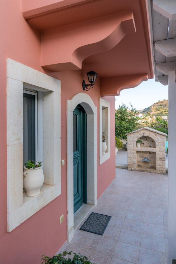Ferienwohnung Vrisanos Pitsidia Exterior foto