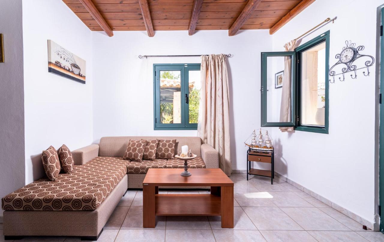 Ferienwohnung Vrisanos Pitsidia Exterior foto