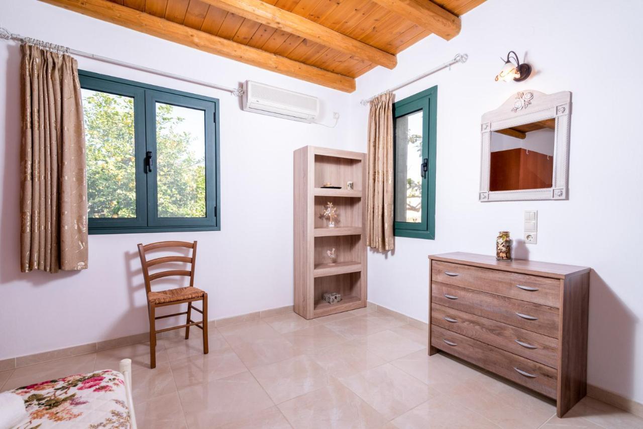 Ferienwohnung Vrisanos Pitsidia Exterior foto
